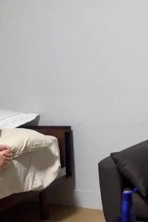 HRSM-023 Thank you for being with me for 3 years. We were together every day, but today was the last day. I really hated you for a long time, so I asked you to play me. I'm selling my best friend. 585 5